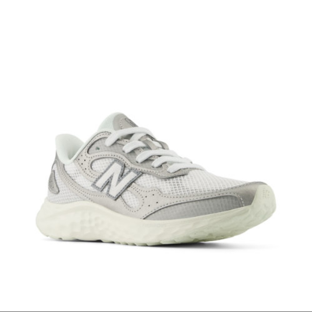 New Balance Arishi v4 Tiralux Silver Metallic Reflection White WARISTS4 New 12 - Picture 2 of 7